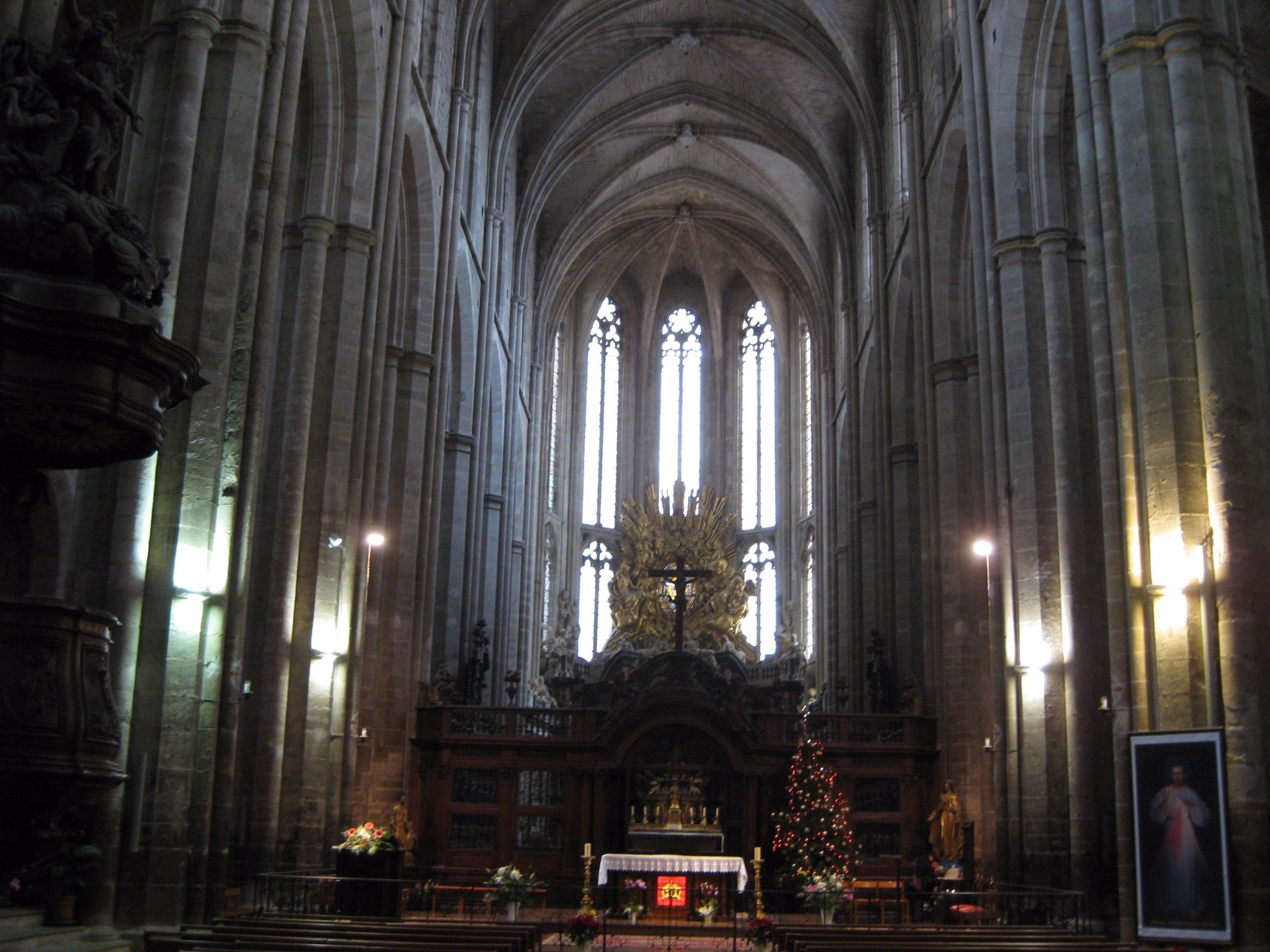 Altar of the Basilica
-2015