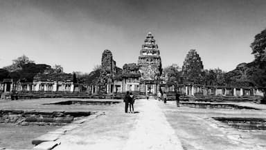 Prasat Phimai in Nakhon Ratchasima province is a Khmer ruin in Isaan, northeast Thailand, that predates Angkor Wat by 400 years and is considered the predecessor that Angkor was modelled after.