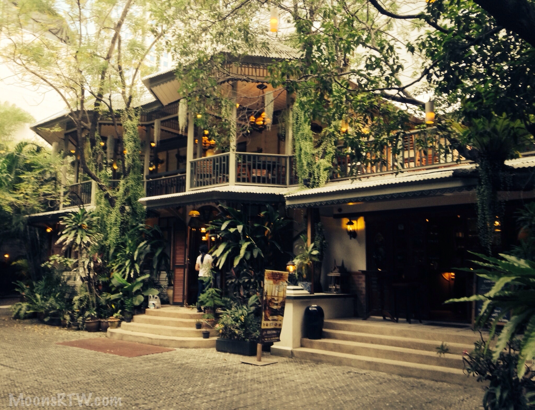 TOBY'S, Bangkok - Khlong Toei - Restaurant Reviews, Photos & Reservations -  Tripadvisor