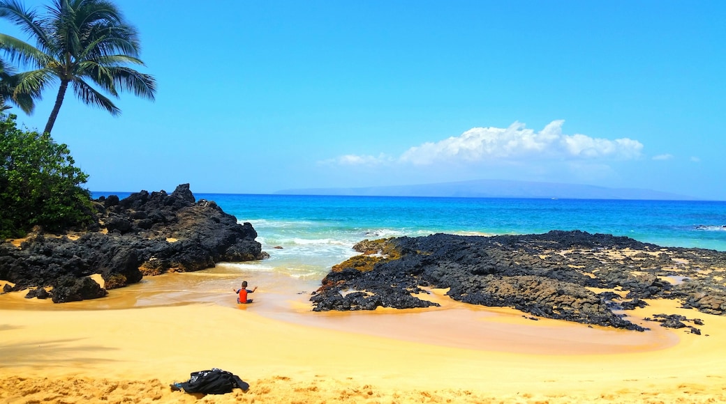 Oneuli Beach, Kihei, Hawaii, United States of America