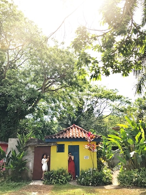 One of the best experiences that I had in Jamaica was visiting the Rastafarian Village and speaking with its residents. They have such beautiful outlooks on life and it was truly inspiring! This is something you must do if you are visiting the Montego Bay Area!