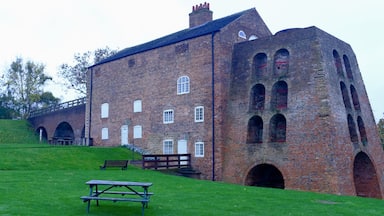 Nice walk along the canal to this museum 