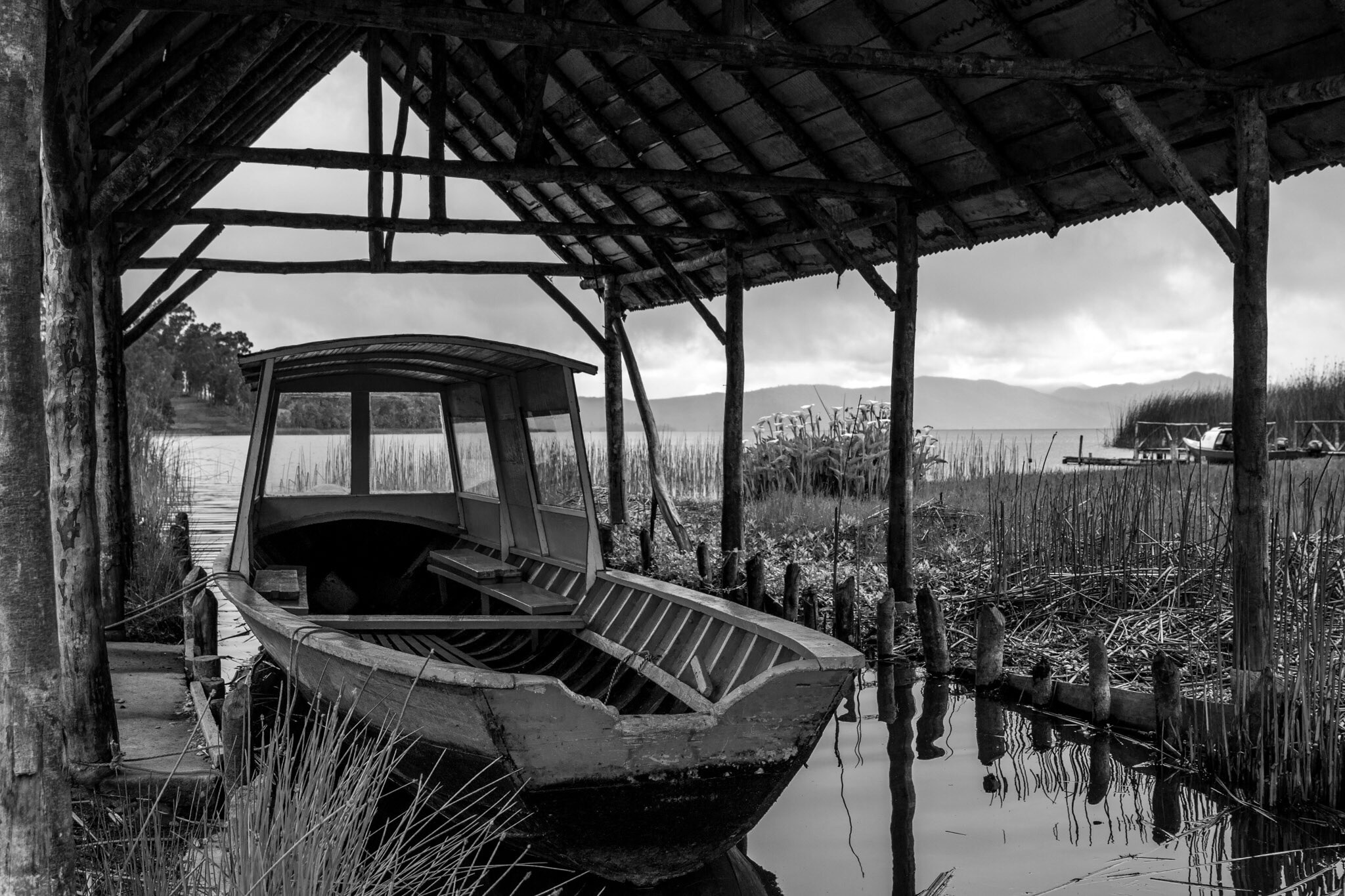 Laguna de La Cocha... Very inspiring for photographers... A very relaxing getaway, just a few miles away from Pasto... 