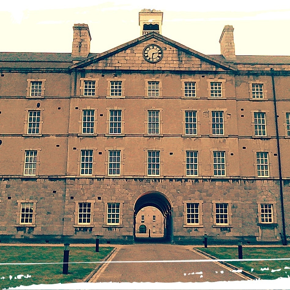 Been here once or twice. Usually very early in the morning. Wonderful location, especially for Tv shows, all I.can say at the moment....😃
#Dublin #city sights Dublin #Ireland #Irish #Irish history #historical #barracks #early morning #memorable 