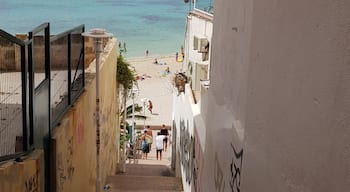 View to beach from Carrer Martin Ros Garcia.