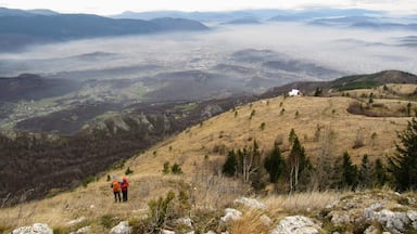 The Olympic mountain Trebević above Sarajevo. Hike to the top 1.629 m.
#outdoor #mountain #dinaricalps #wildinthebalkans 