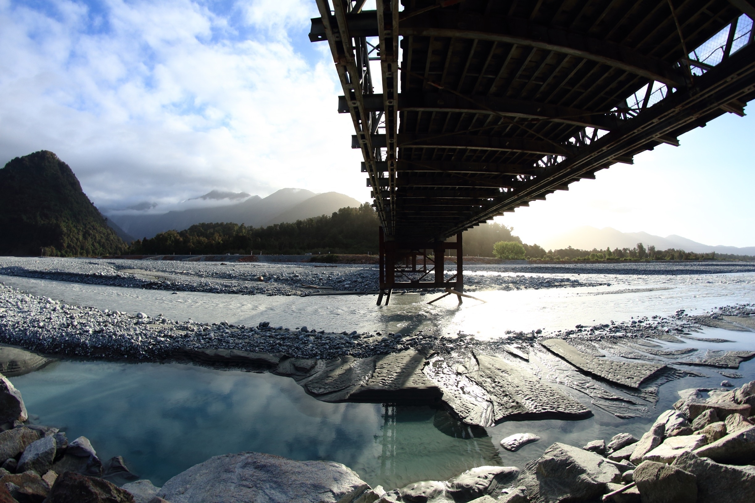 From under the bridge. Sunshine glazes the glacial runoff just down from the terminal face. 




#newzealand #hiking #adventure #travel 