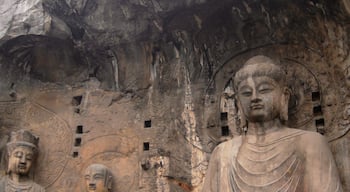 Housing tens of thousands of statues of Buddha and his disciples, The Longmen Grottoes or Longmen Caves are one of the finest examples of Chinese Buddhist art.