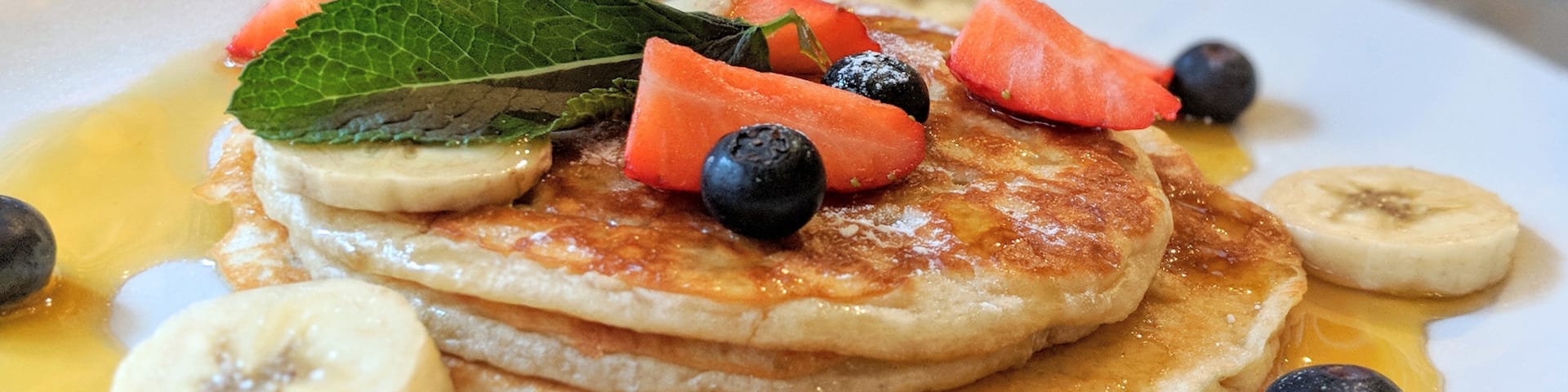 Bill's is a reliable chain. Great for breakfast - pancakes are delicious! Book before you go, if weekends after 10am, otherwise harder to find space.
#lifeatexpedia #sweet #dessert #pancakes