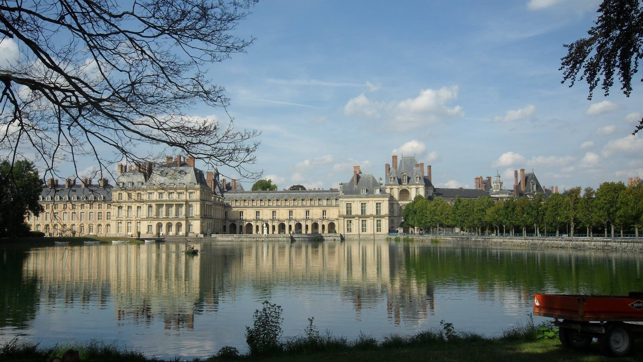 Full day tour to Fontainebleau, Barbizon and the Courances castle