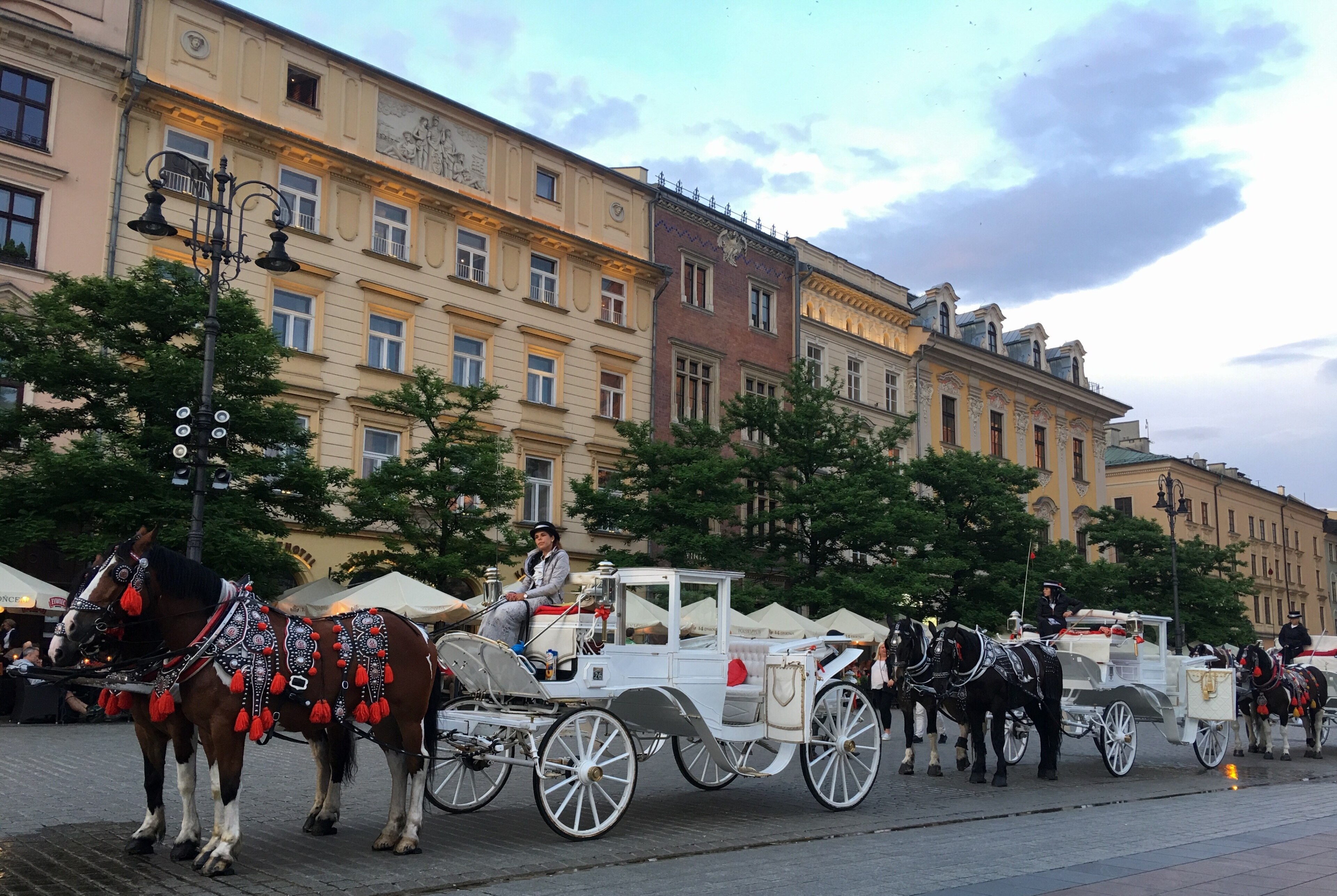 Carriage in old town Poland. A nice short trip with your loved ones. #culture