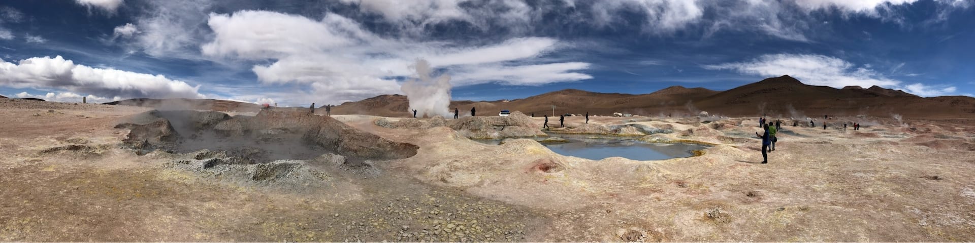 Geyser at over 4,000m high altitude
