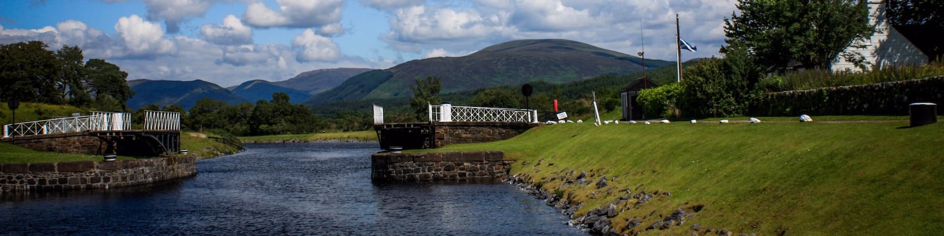 Moy swing bridge is an original hand operated bridge over the Caledonian Canal  Which runs between Fort William and Inverness .Considering this canal was designed by Thomas Telford and completed over a twenty year period ending in 1822 it is not surprising it has been designated a scheduled monument.