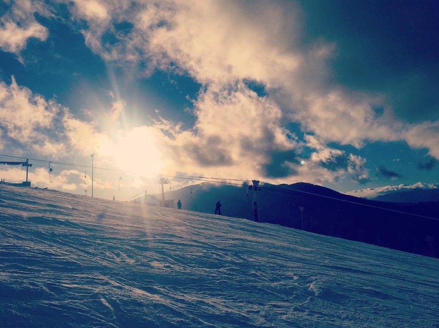 #lifeatexpedia #mountains #skiing #romania #throwback #2016