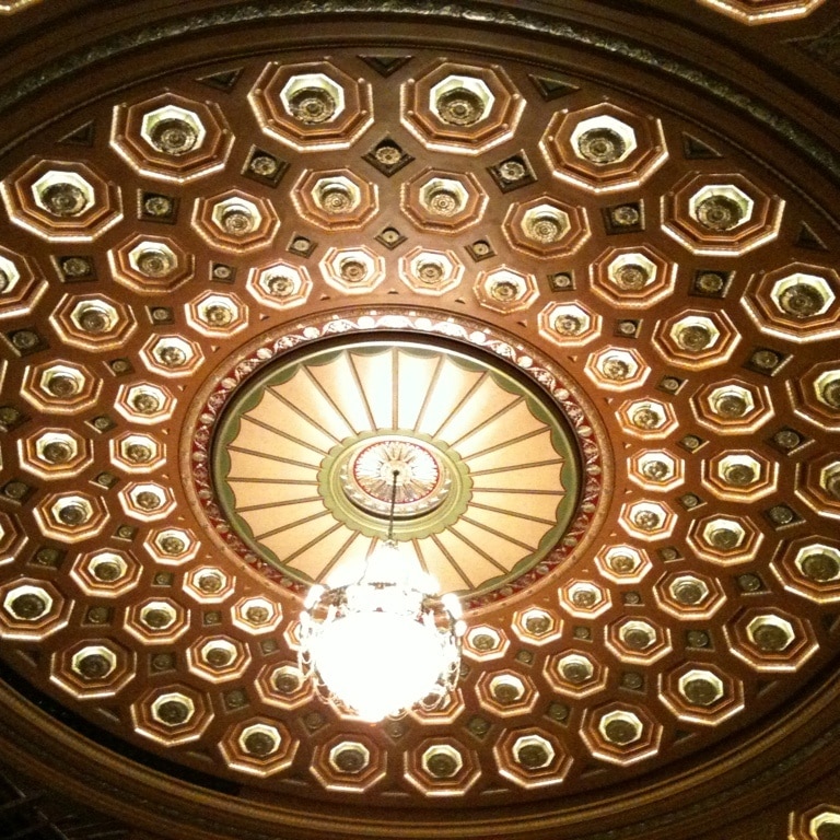 Gorgeous ceiling!