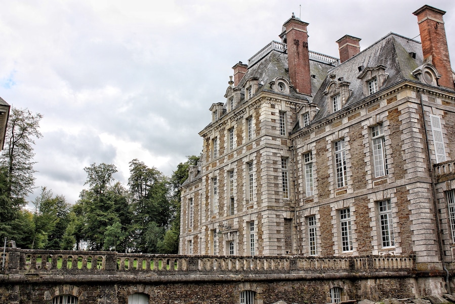 Other facade .