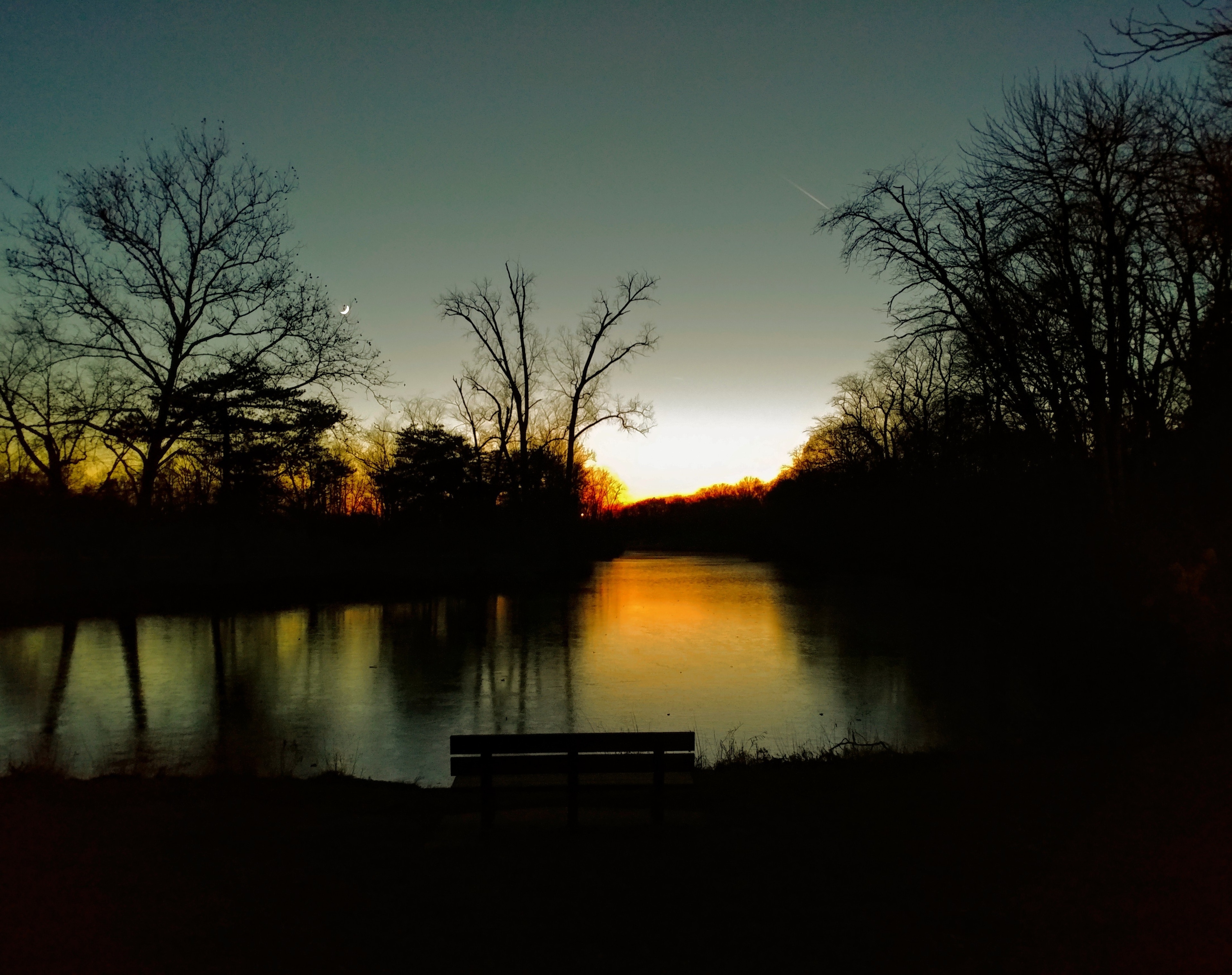 Sunset/moonrise at Sidecut Metropark in Maumee.