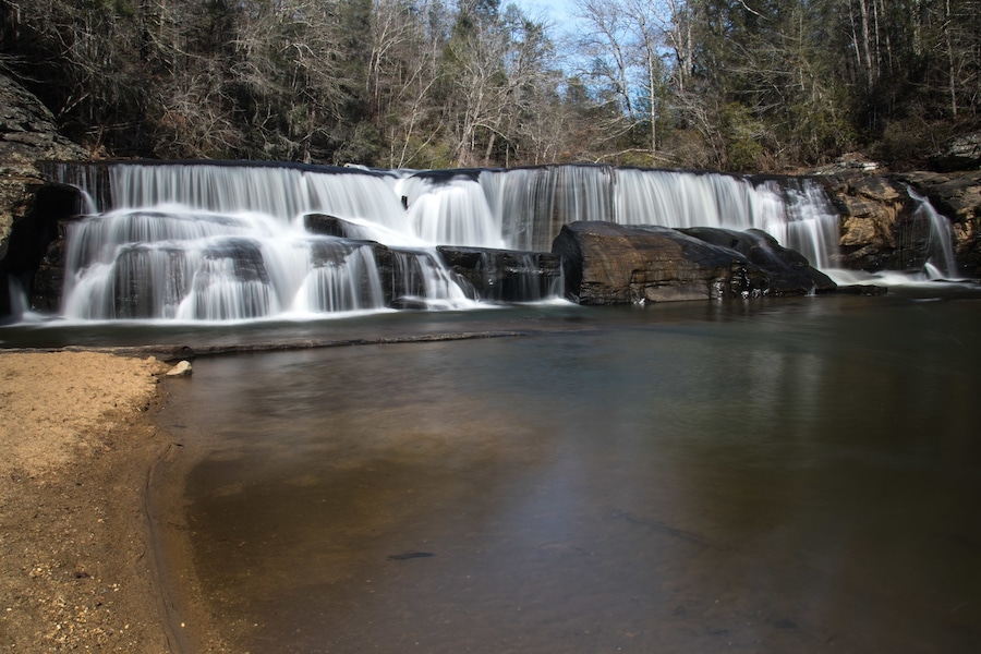 One of my favorite places. View a video guide of it here: https://www.hdcarolina.com/episode/riley-moore-falls
#waterfall