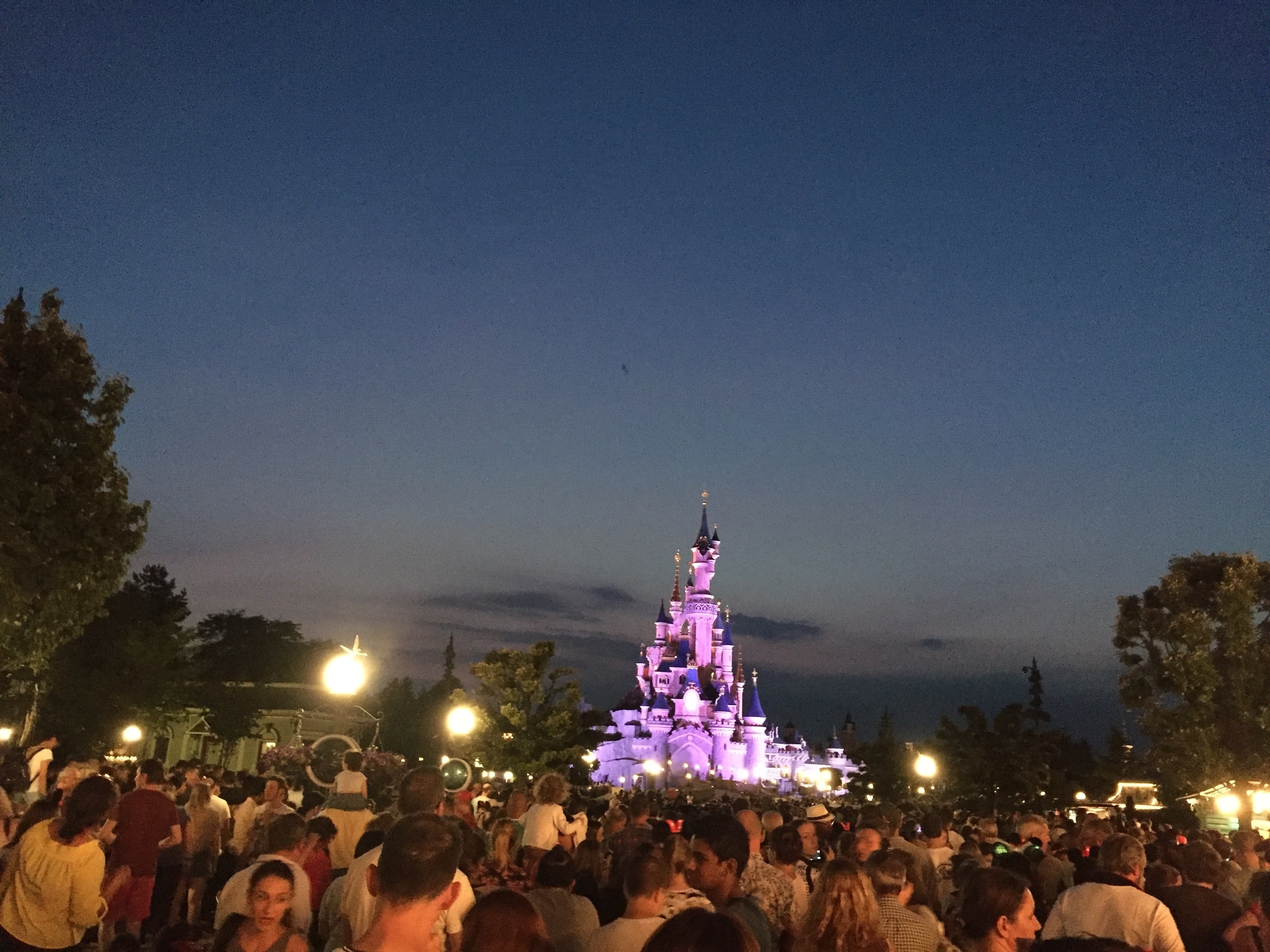 Conhecendo a Disneyland Paris – França – Trips da Pam