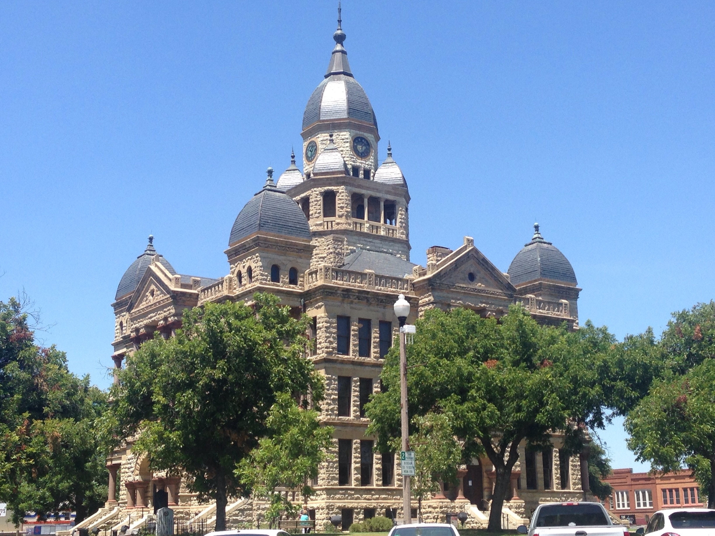 Downtown Denton, TX  Find Shops, Restaurants & Bars