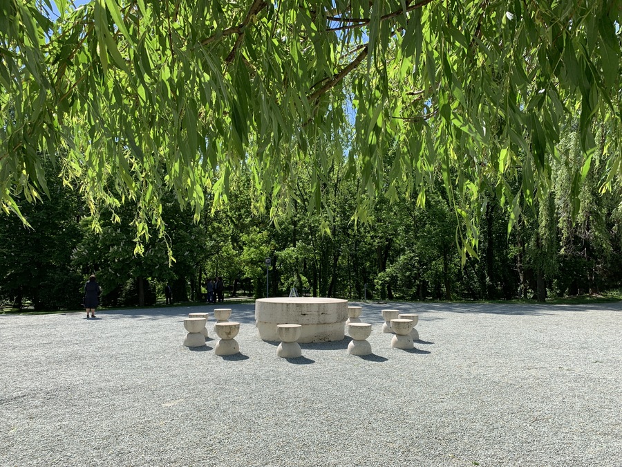 Masa Tacerii by Constantin Brancusi