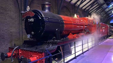 #LifeAtExpedia
It was like being part of the magic world of Harry Potter! 🤩 Wish I could really catch the Hogwarts Express from Platform 9 3/4! 😍
