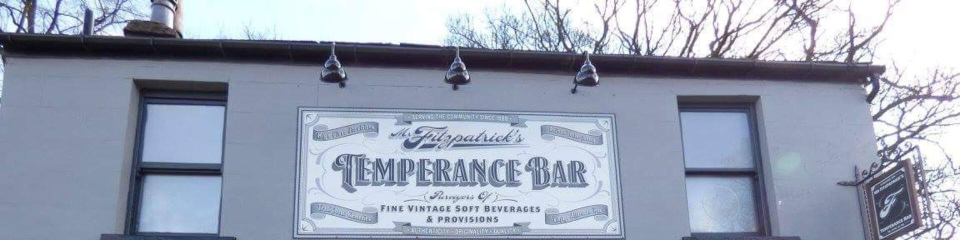 Englands Last Original Temperence Bar ! Recently refurbished. Sells delightful Fitzpatricks Cordials such as Rhubarb & Rosehip and Blood Orange Tonics as well as cakes, ice creams, floats, milkshakes & coffee & tea. Seating indoors ( very cute and vintagey inside) and outside has benches and heaters. :)