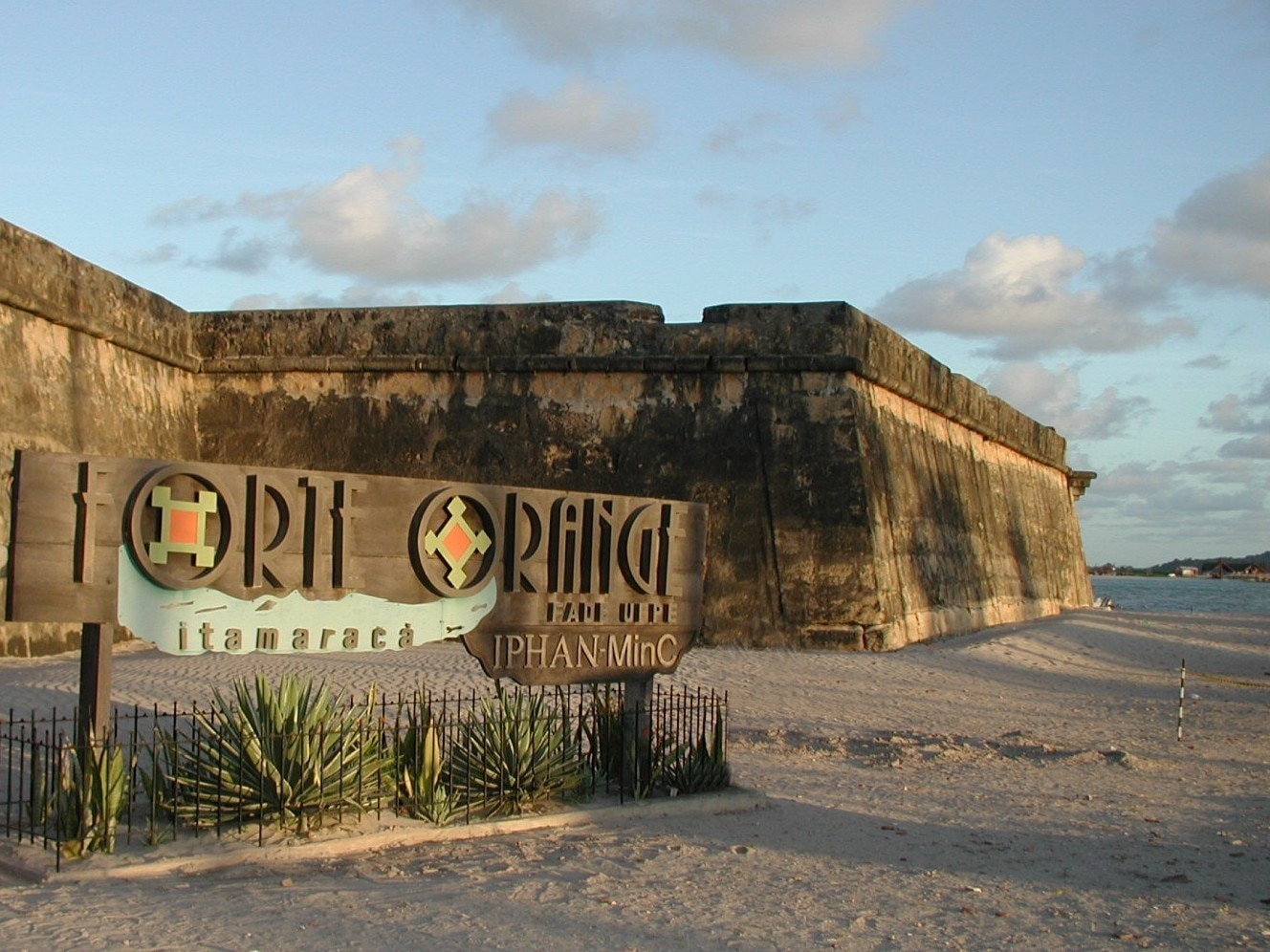 Ilha de Itamaracá Pernambuco fonte: mediaim.expedia.com Fonte: mediaim.expedia.com