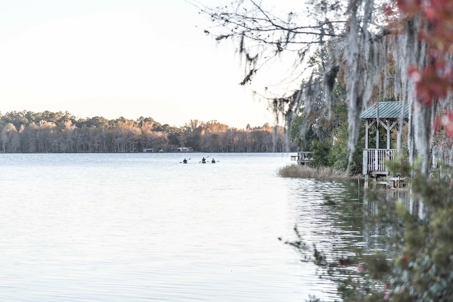 I can say I "live in Florida" but AL is just a skip away... but beautiful! Such a great park for a stroll :)