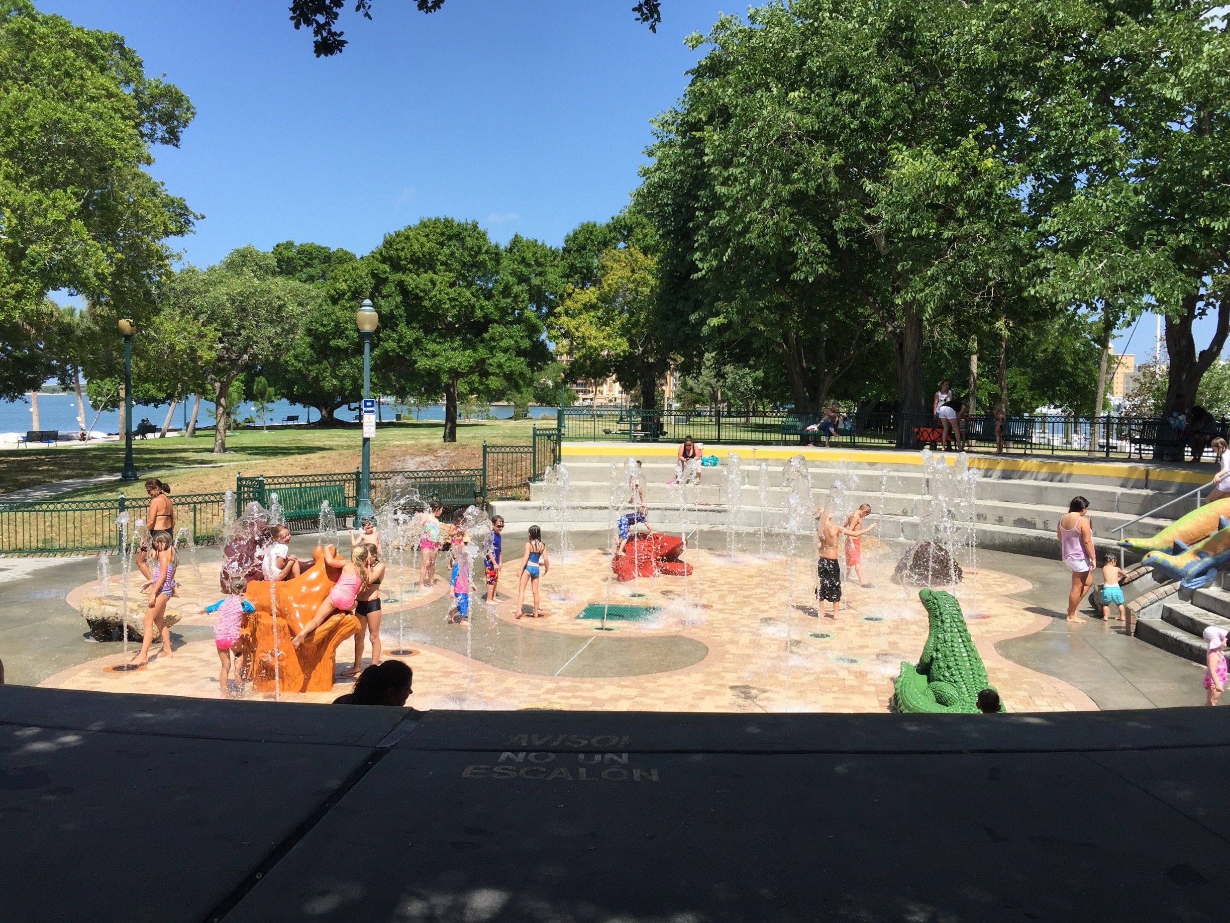 Nice park in Sarasota Florida, including water jets and playground, kids had a blast! 
There's also a tiki bar next door for a cheeky cocktail.
#kidsfun 