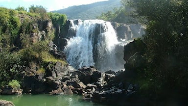 Véu das noivas waterfall