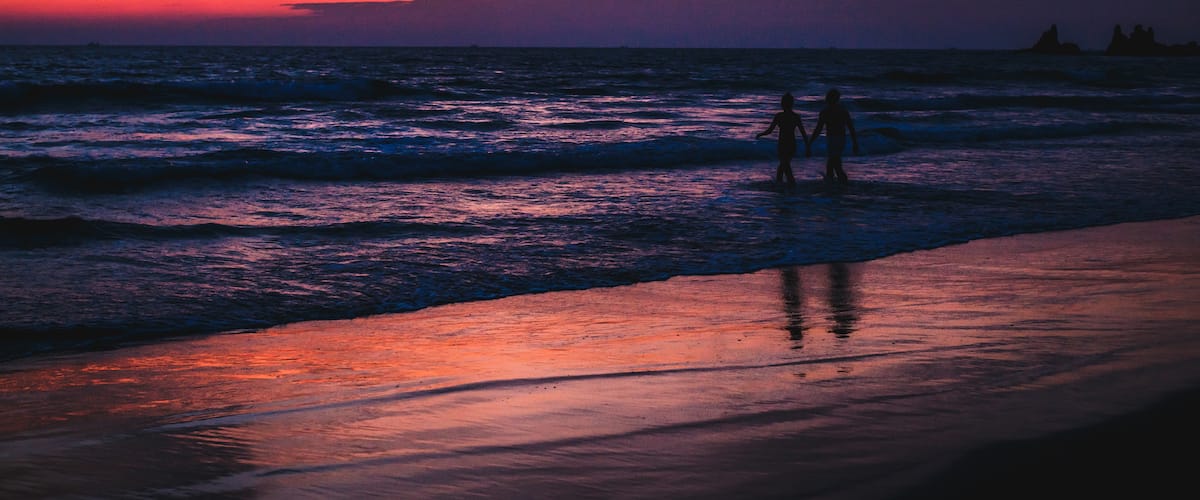 It's an amazing beach with a breath-taking sunset when you just want to sit in the silence surrounded by the beautiful nature and magical colors and smell of the ocean.
#BvS100k