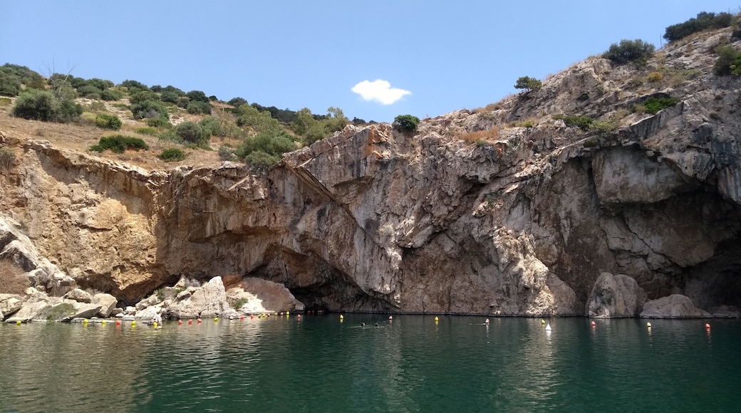 ทะเลสาบ Vouliagmeni Spa, Vari-Voula-Vouliagmeni, Attica, กรีซ