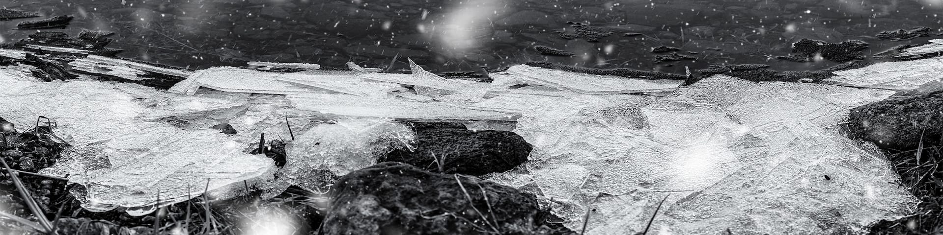 I did see some ice sheets broken apart on the shoreline and and had to go down to take a look.