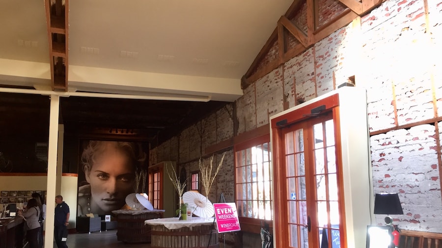 Beautiful tasting room located in an old General
Store dating to 1869.
