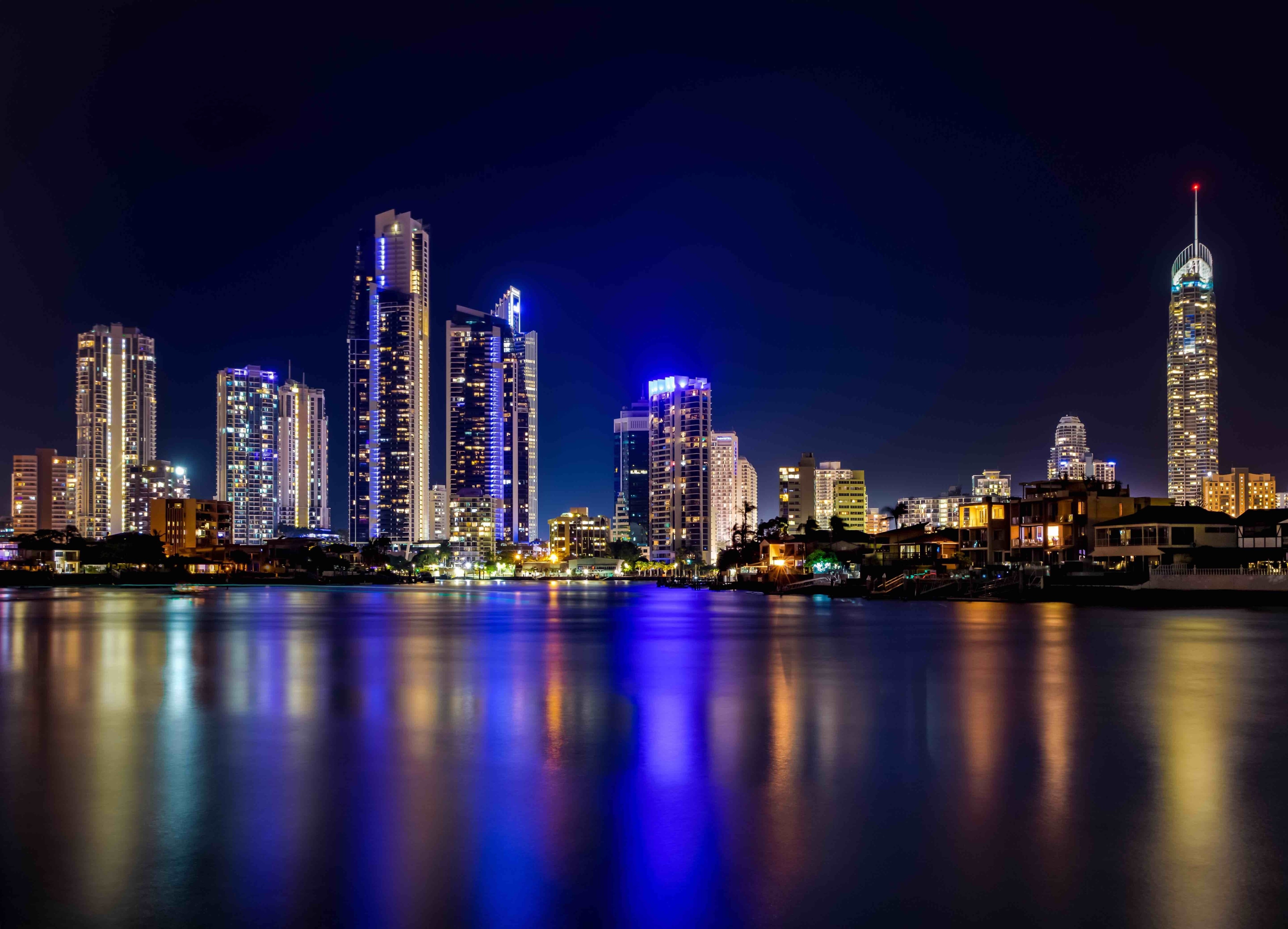 Vibe Hotel Gold Coast - 4 HRS star hotel in Surfers Paradise (State of  Queensland)