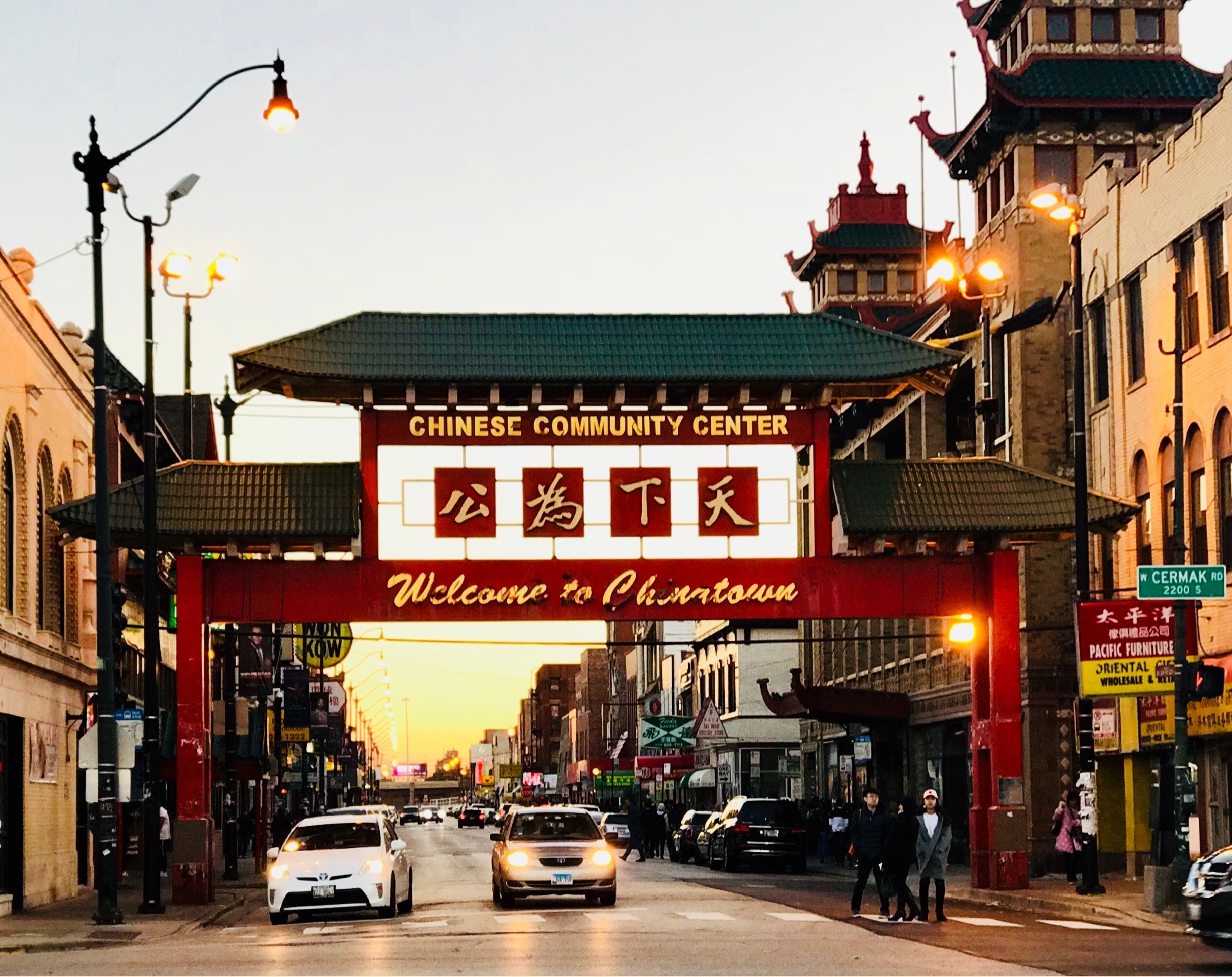 places to visit in chinatown chicago