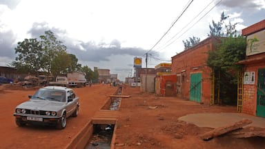 Just outside of Le Pavillion Vert, one of the nicest accommodation options in Ouagadougou.