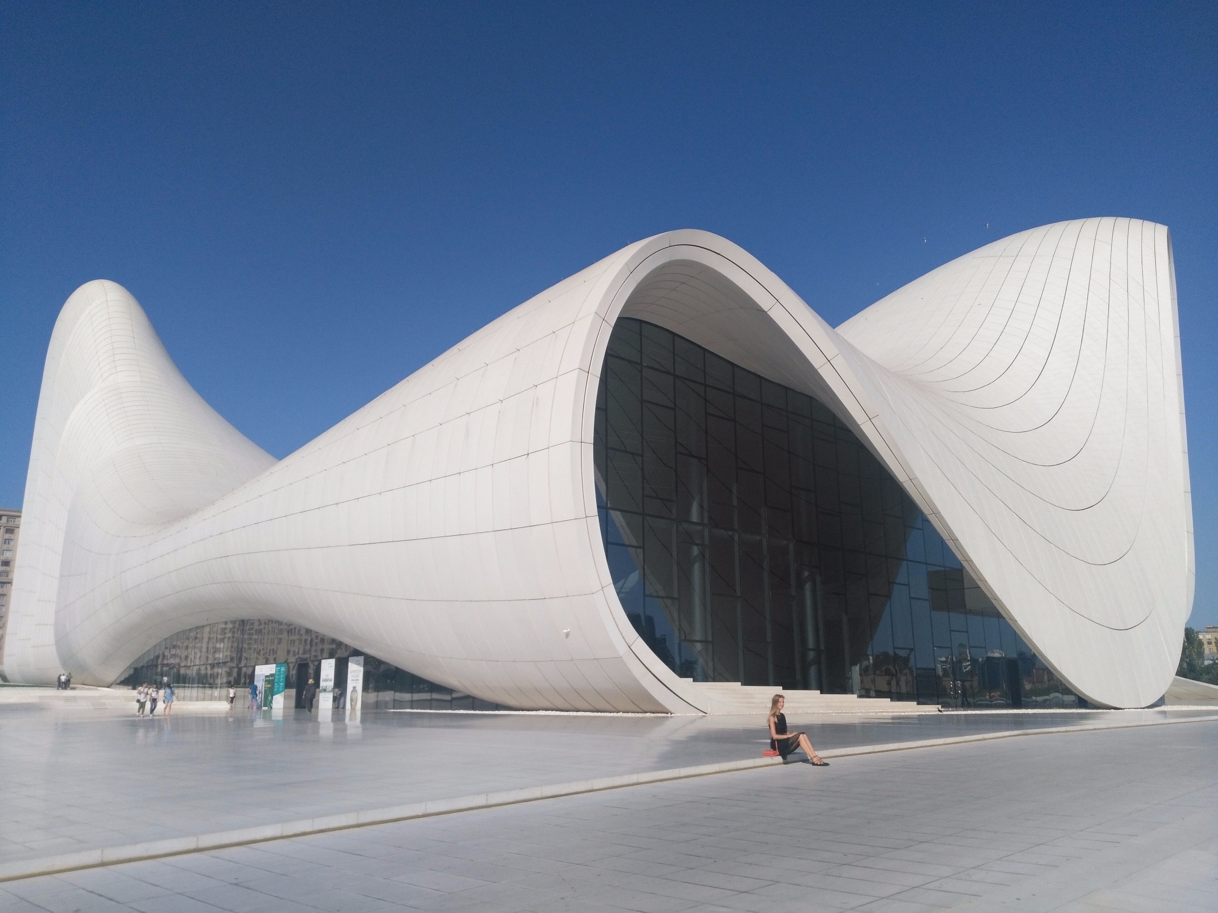 The Heydar Aliyev Center in Baku, Azerbajan was voted the Best Building in the world in 2014 in category Design of the Year. It was designed by Zaha Hadid and a must visit in the city. When we were there it was +40 degrees - very difficult to move around in the sunshine. #LifeAtExpedia 