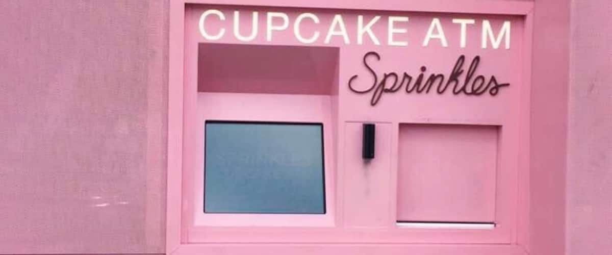 The cupcake ATM was such a fun way to buy cupcakes and the cupcakes taste SUPER good too hahaha