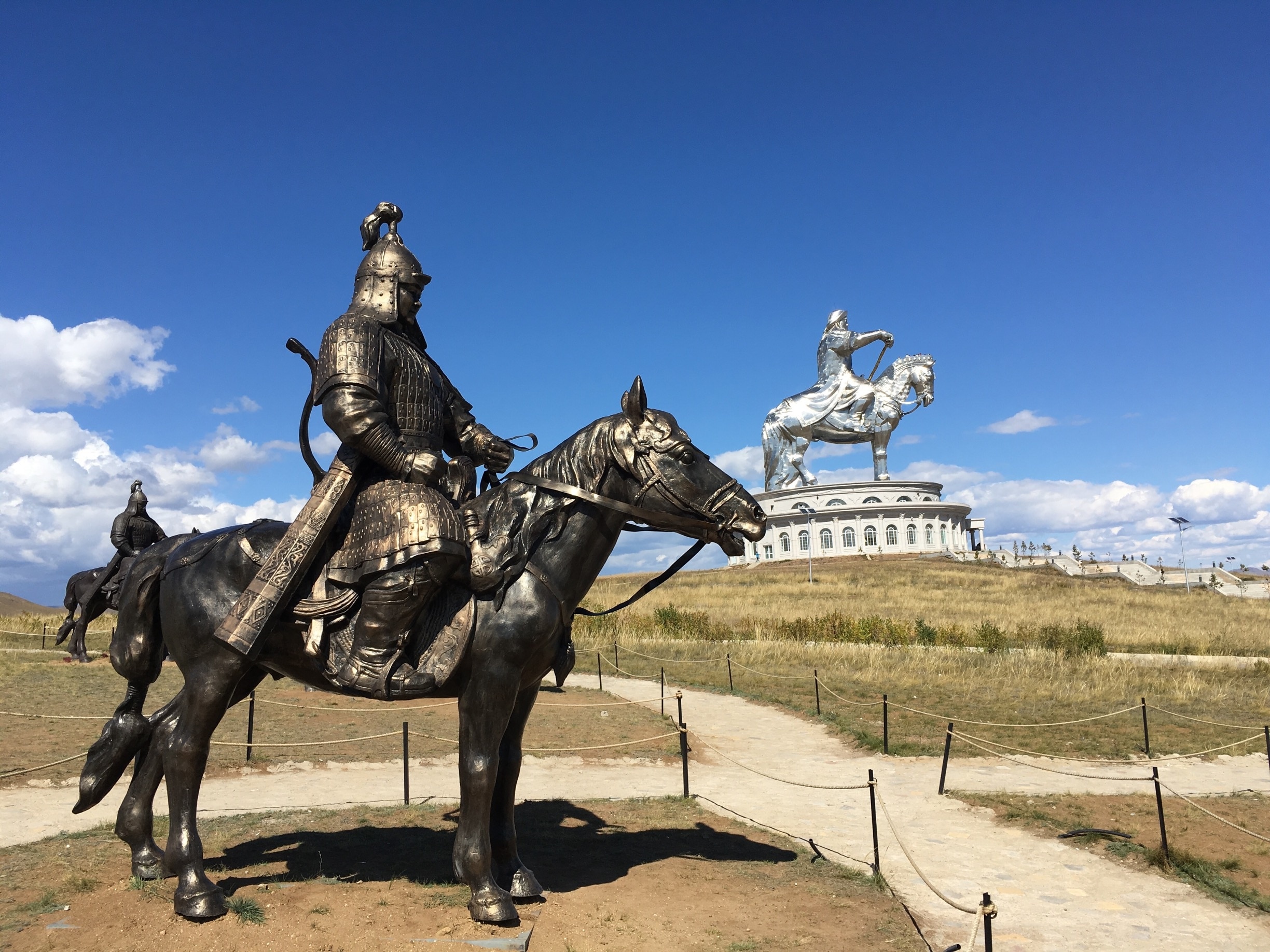 The huge stainless steel Chinggis statue looks tiny in the distance compared to one of his Mongol hordes. But it is actually a huge statue containing museum exhibits and restaurants. You can take a lift inside Chinggis then walk out over his horse’s head. 