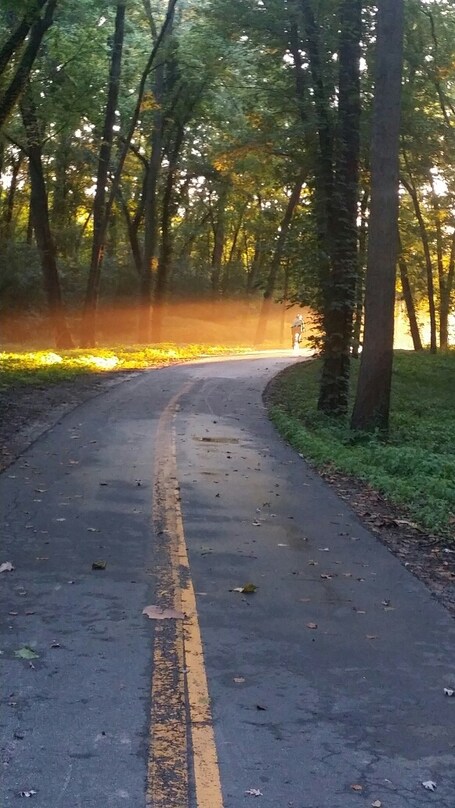 value: "Sunset on the trail #lifeatexpedia"
