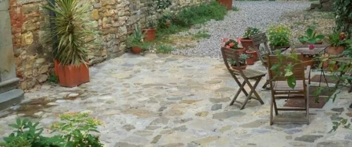 The courtyard by the apartment we rented for a week.   We used Panzano as a central spot in Chianti for day trips.