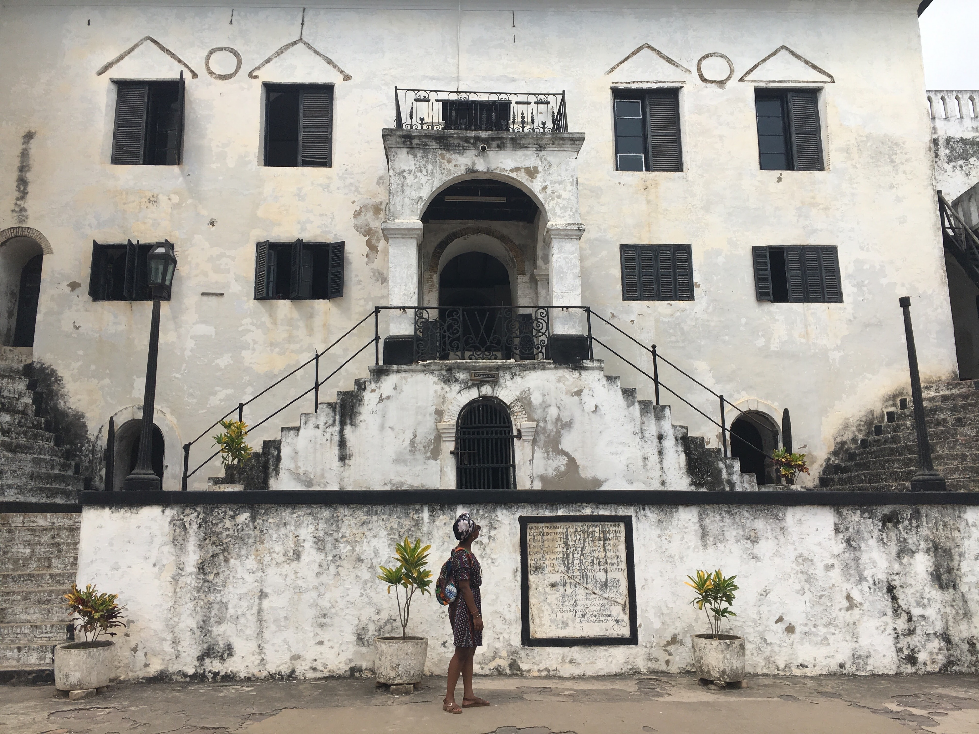 Elmina Castle was built by the Portuguese in Cape Coast, Ghana in the 1400s to ship africans during the slave trade. Many left their homeland through this castle and sadly, never returned. It now stands as a historical museum open to the public. #culture #ghana #travel