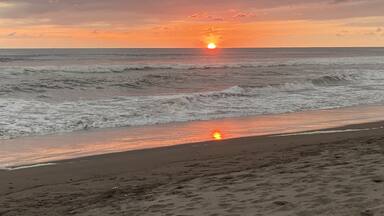 Playa el metalio El Salvador .