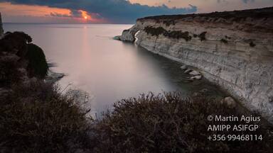 #MartinAgius #photgrapher #fotografu #photojournalist #Photography #Photo  #reporter #reportage #Image #Pic #pix #ritratt #ritratti #malta #sunrise #sun #sea #cliffs #clouds #marsascala #m'scala #wiedil-ghajn #pontatal-munxar #ponta #munxar