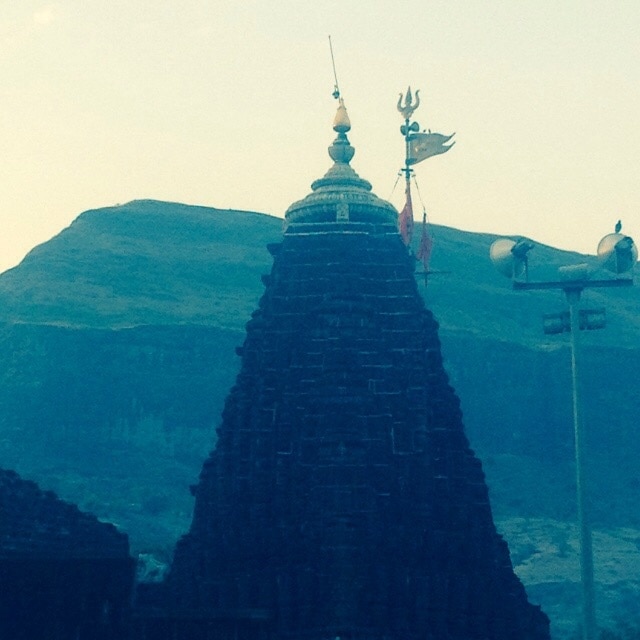 This temple is one of the holy place of Lord shiva and it is located in hill area. People say that one who watches the God in this place gets moksha.
