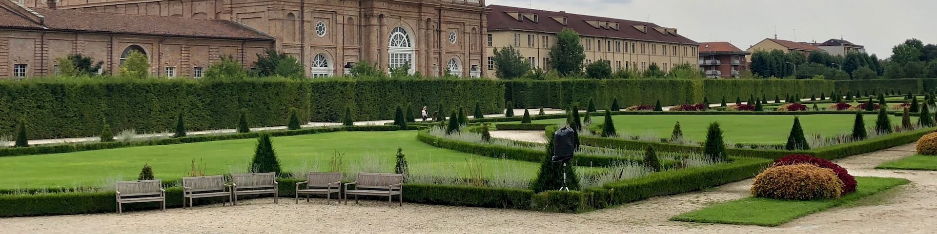 Reggia di Venaria, Italy 🇮🇹 The stables of the Savoia’s hunting palace.
#stables #reggiadivenaria #venaria #turin #torino #savoia #palace #gardens #italy