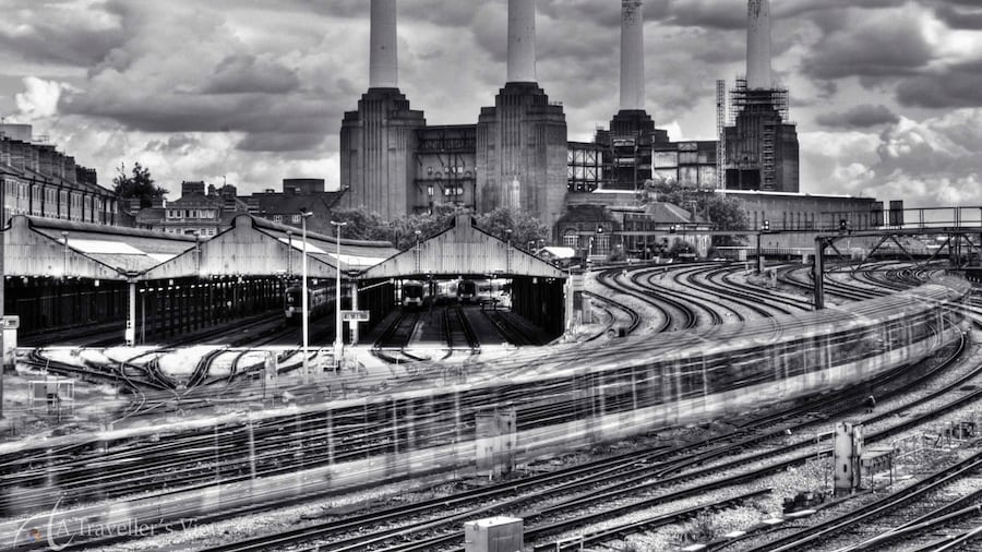 One of the largest brick only buildings in Europe, made famous by Pink Floyd's 1977 album, Animals. It's now a grade one listed building in the U.K. and plans are underway to develop this building and to renew the surrounding Battersea area.
#Architecture.