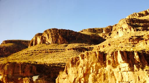 写真提供者 : Tonette Pineda✈⛵🚌🚉🚃🚅🚀